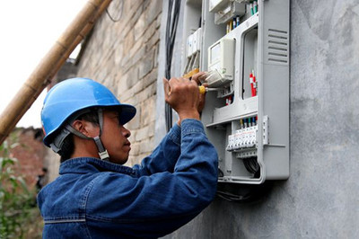 淇县供电公司 电气安装服务“兵不卸甲”战夏峰